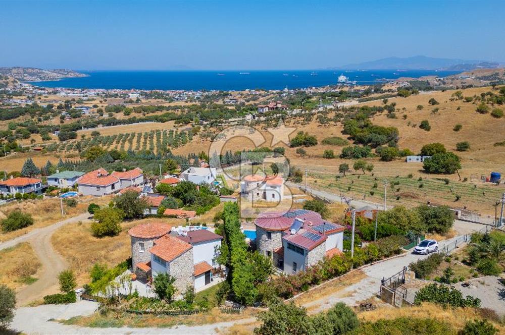 Kozbeylide Satılık 4+2 Müstakil Deniz Manzaralı Havuzlu Villa