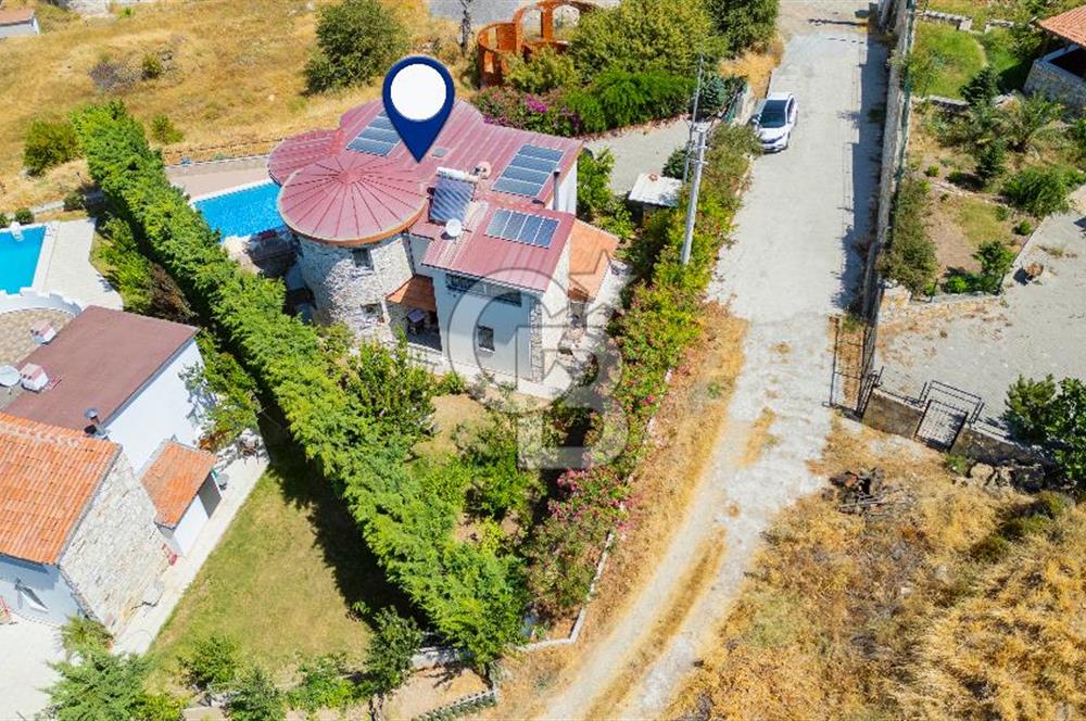 Kozbeylide Satılık 4+2 Müstakil Deniz Manzaralı Havuzlu Villa