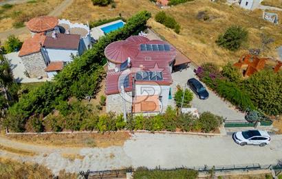 Kozbeylide Satılık 4+2 Müstakil Deniz Manzaralı Havuzlu Villa