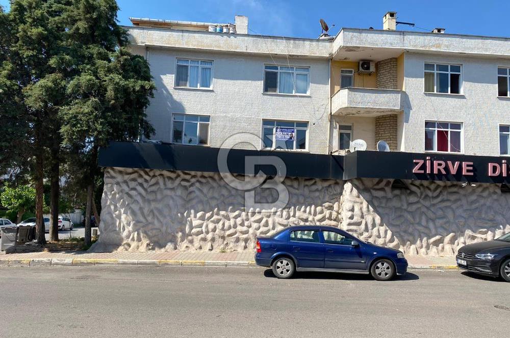 CADDE ÜSTÜ, GENİŞ 130m², TABELA DEĞERLİ, KİRALIK OFİS