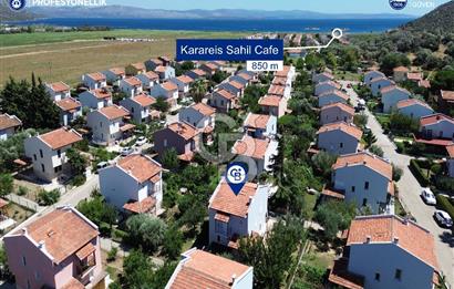 İzmir Karaburun Küçükbahçe'de Mercankoy Sitesinde Müstakil Villa