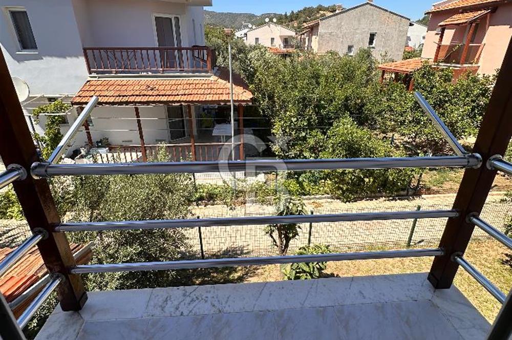 İzmir Karaburun Küçükbahçe'de Mercankoy Sitesinde Müstakil Villa