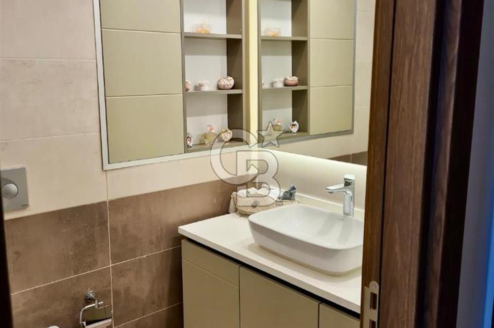 Kartal Tual Adalar Sitesinde Satılık 3+1 Daire