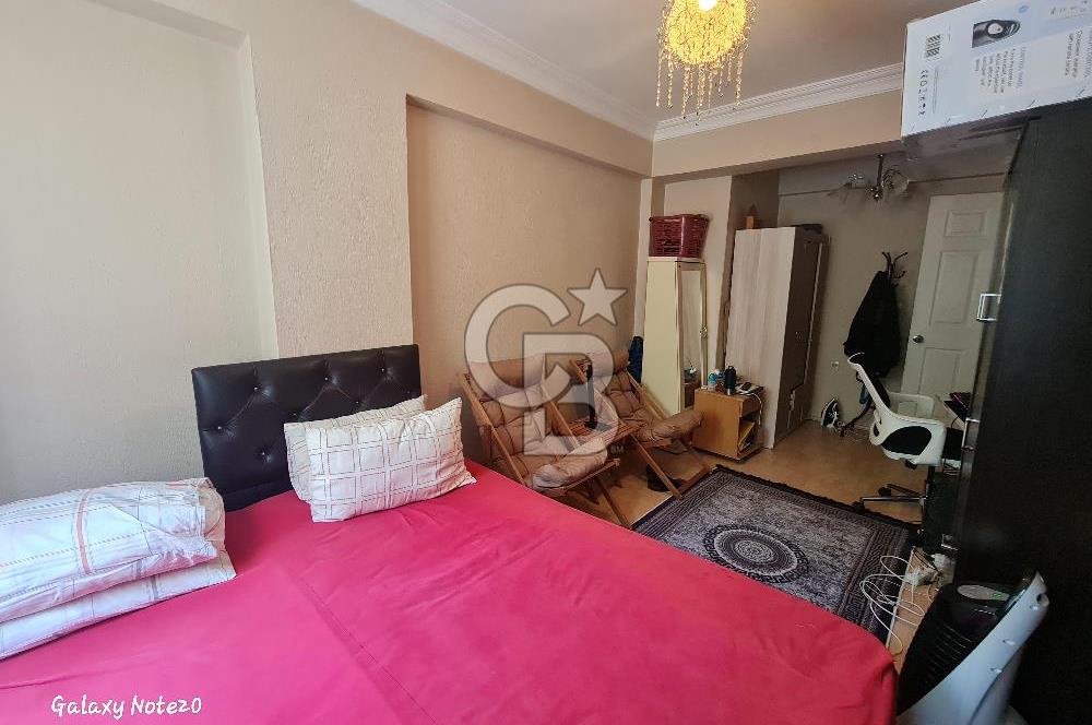 BUCA LALELİ MAHALLESİNDE DOĞALGAZLI SATILIK 2+1 ARAKAT DAİRE