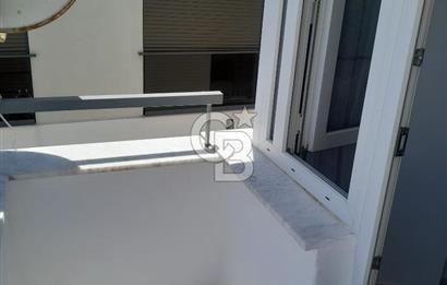 ÇEŞME MERKEZDE MARİNA YAKINI SATILIK EŞYALI 1+0 DAİRE