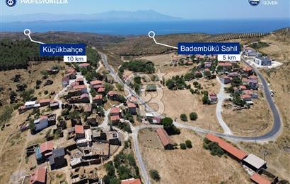 Karaburun Parlak Köyü'nde Numaratajlı Kargir Ev ve Bahçesi