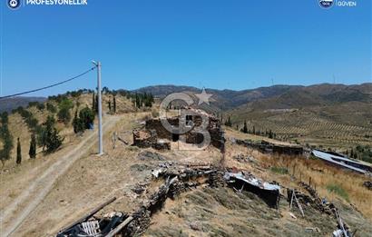 Karaburun Parlak Köyü'nde Numaratajlı Kargir Ev ve Bahçesi