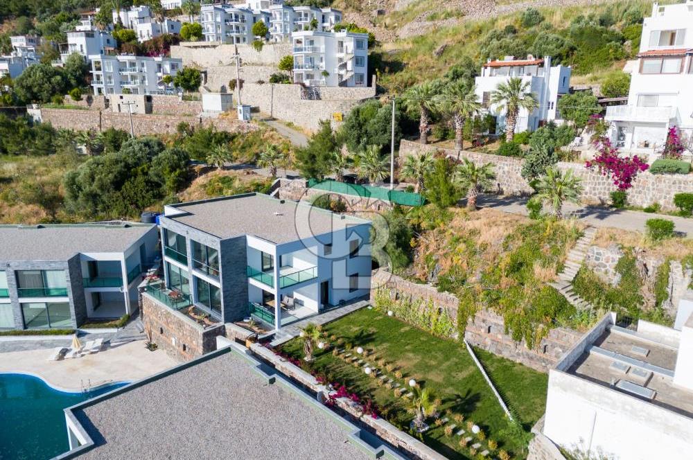 Bodrum Yalıkavakta Muhteşem Deniz Manzaralı Emsalsiz Villa 