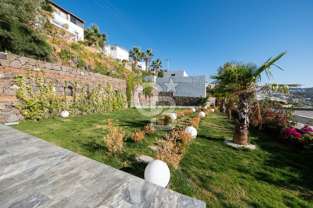 Bodrum Yalıkavakta Muhteşem Deniz Manzaralı Emsalsiz Villa 