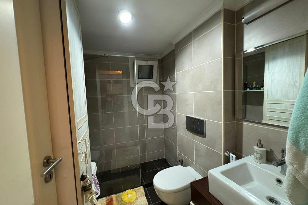 CONDOMİNİUM SİTESİNDE DENİZ MANZARALI 1+1 SATILIK DAİRE