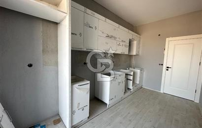 MENEMEN'DE 3+1 HAVUZ CEPHELİ LÜKS DAİRE