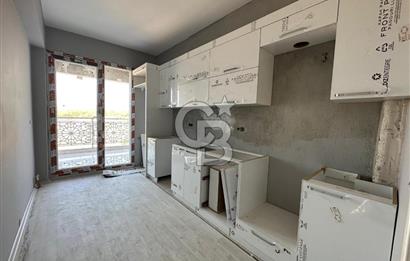 MENEMEN'DE 3+1 HAVUZ CEPHELİ LÜKS DAİRE