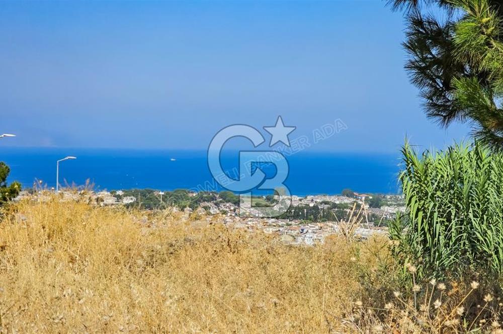 Kuşadası'nda Full Deniz Manzaralı Villa İmarlı Arsa