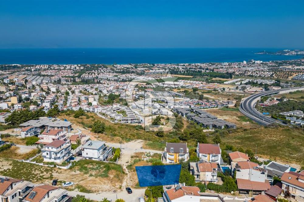 Kuşadası'nda Full Deniz Manzaralı Villa İmarlı Arsa