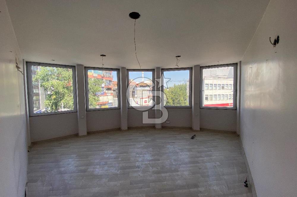 Denizli Bayramyeri Meydanı'nda 220m2 Kiralık İş Yeri (ofis)