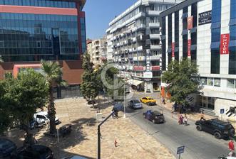 Denizli Bayramyeri Meydanı'nda 220m2 Kiralık İş Yeri (ofis)