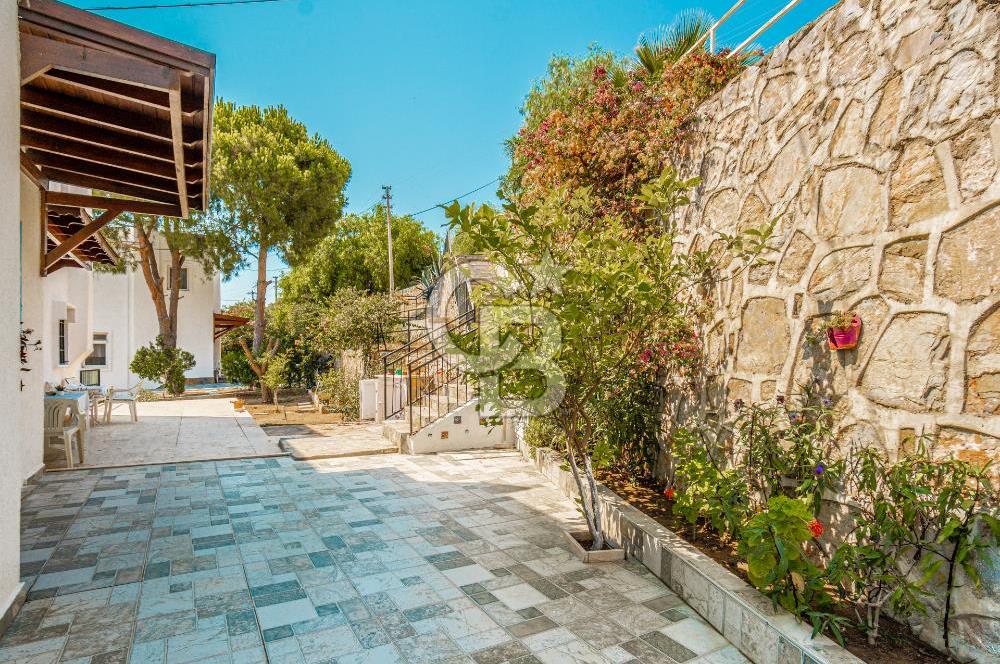 Bodrum Gümüşlük Özel Plajlı Site İçerisinde Köşe Konum Villa