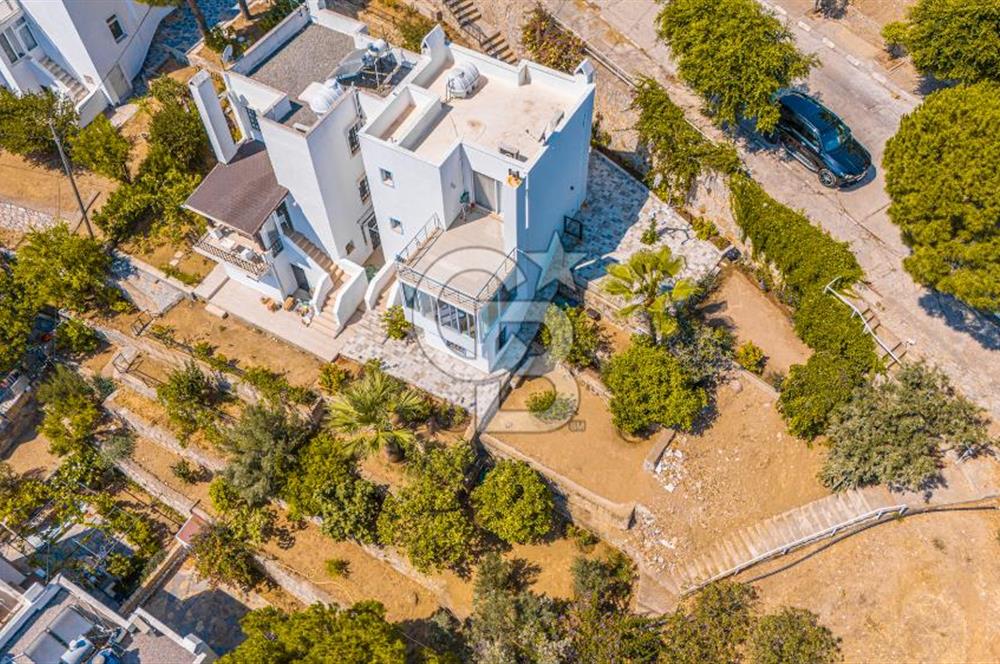 Bodrum Gümüşlük Özel Plajlı Site İçerisinde Köşe Konum Villa