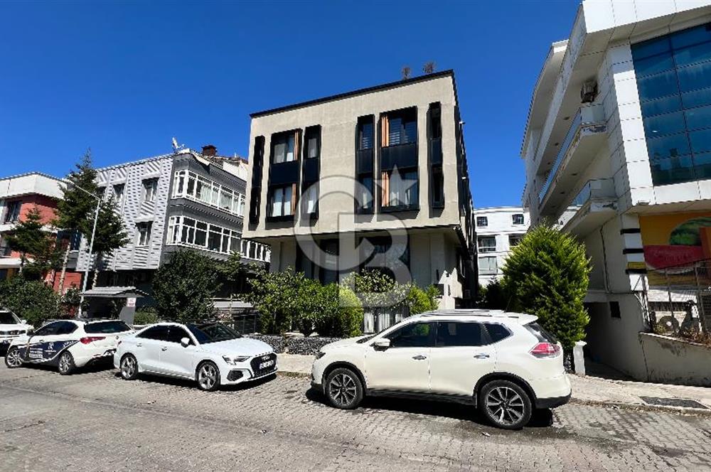 Denize yürüme mesafesinde satılık Loft daire