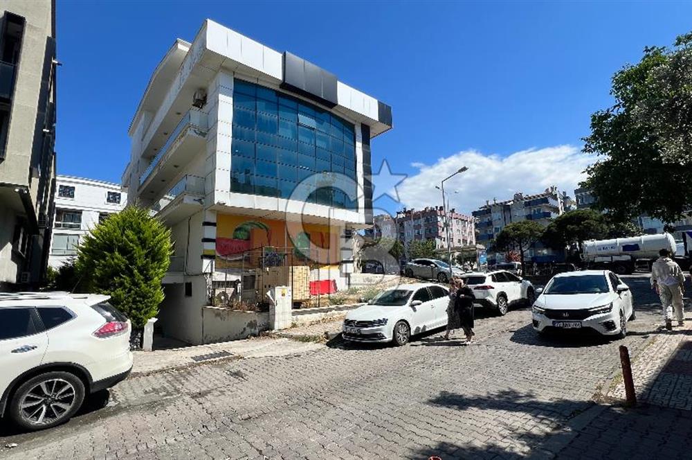 Denize yürüme mesafesinde satılık Loft daire