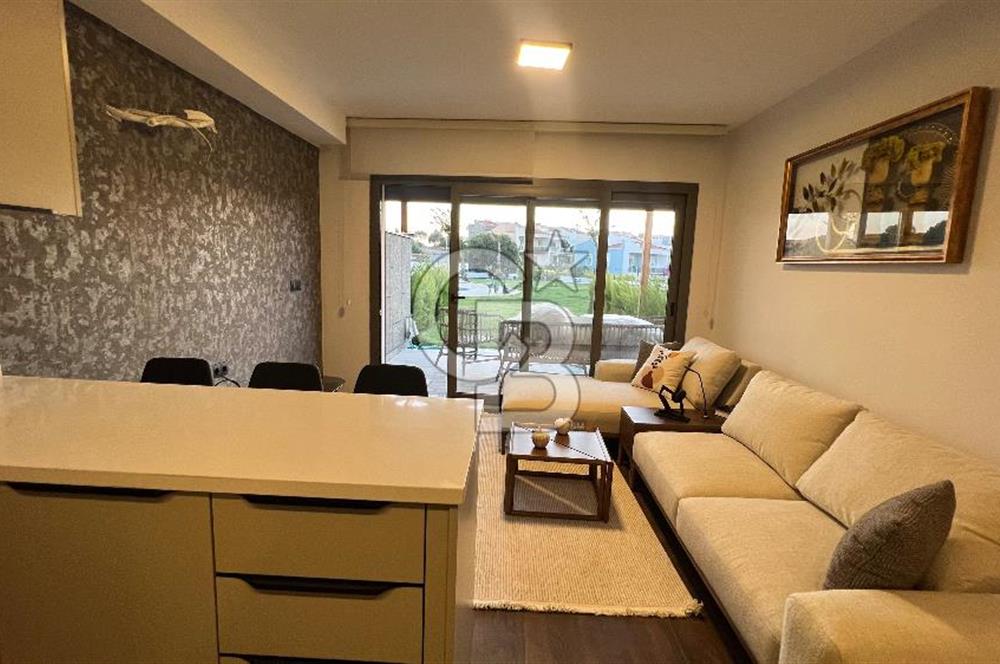 Çeşme Ayasaranda Residence Satılık Bahçeli 3+1 Dubleks 