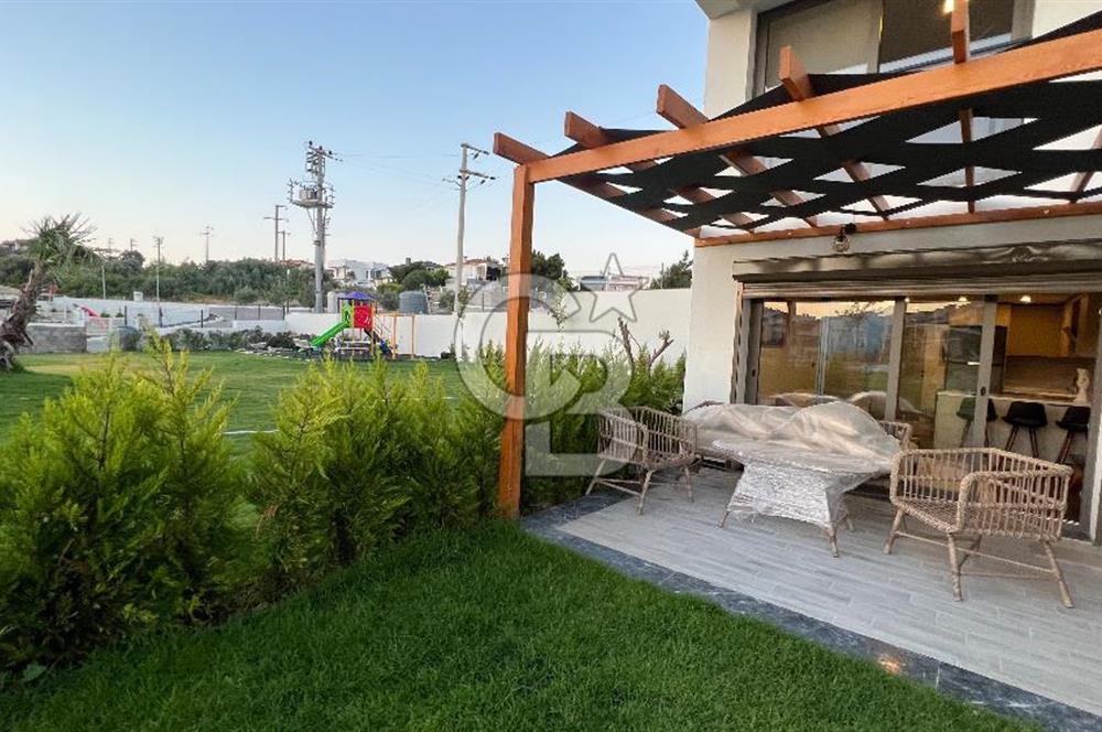 Çeşme Ayasaranda Residence Satılık Bahçeli 3+1 Dubleks 