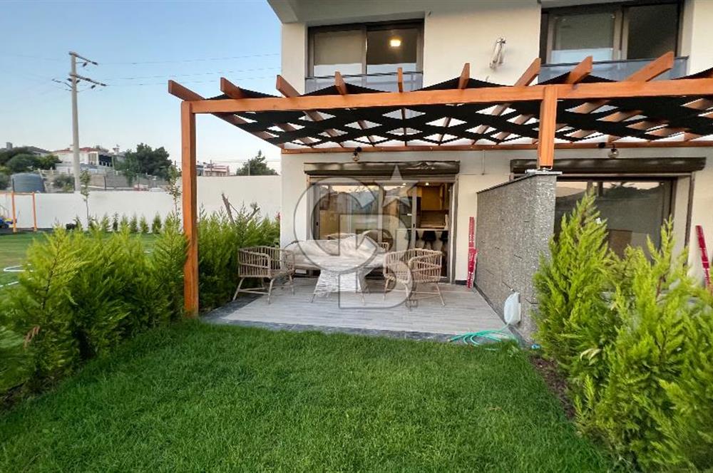 Çeşme Ayasaranda Residence Satılık Bahçeli 3+1 Dubleks 