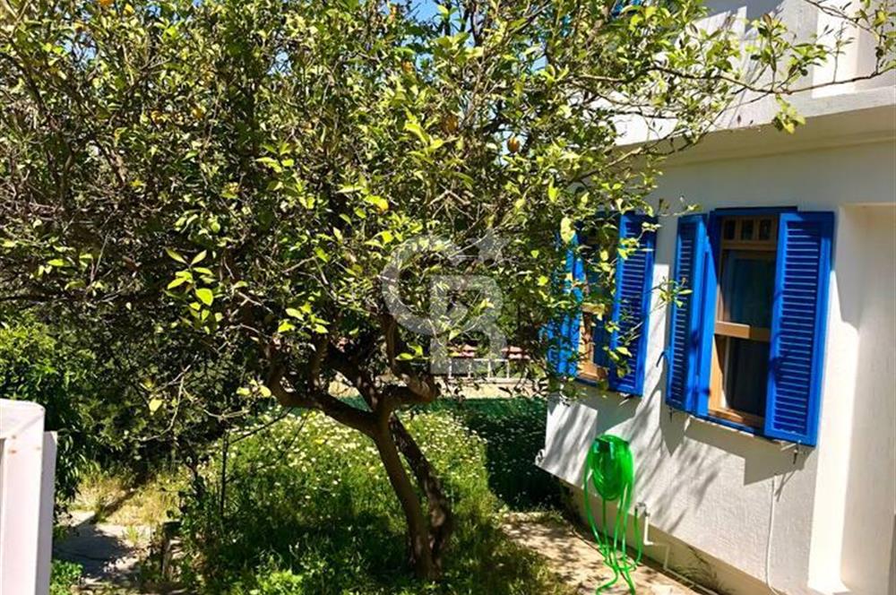 Datça Merkeze ve Denize Yürüme Mesafesinde Kiralık Villa..