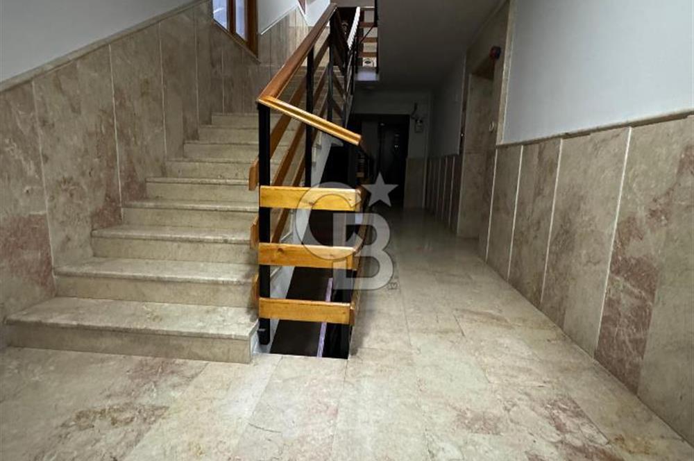 ÇANKAYA GÖKKUŞAĞI MAHALLESİ CADDE ÜZERİ SATILIK 3+1 DAİRE