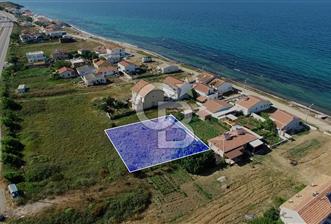 ÇANAKKALE LAPSEKİ GÜRECİ ALTINDA SAHİLDE SATILIK 518 M2 ARSA