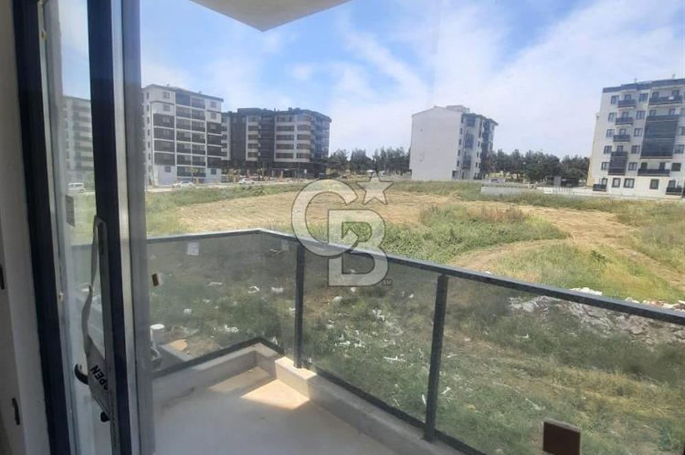 ÇANAKKALE CAVATPAŞA, YÜZME HAVUZLU SİTEDE, ARAKAT 3+1 KİRALIK