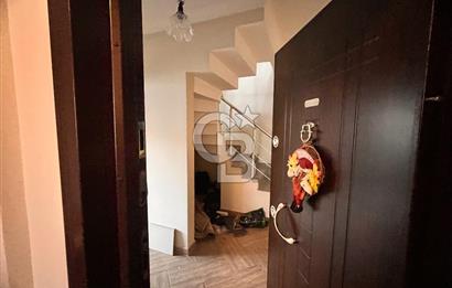 GÖLCÜK ÇARŞIDA 5+1 SATILIK DAİRE