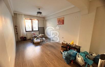 GÖLCÜK ÇARŞIDA 5+1 SATILIK DAİRE