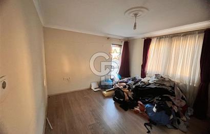 GÖLCÜK ÇARŞIDA 5+1 SATILIK DAİRE