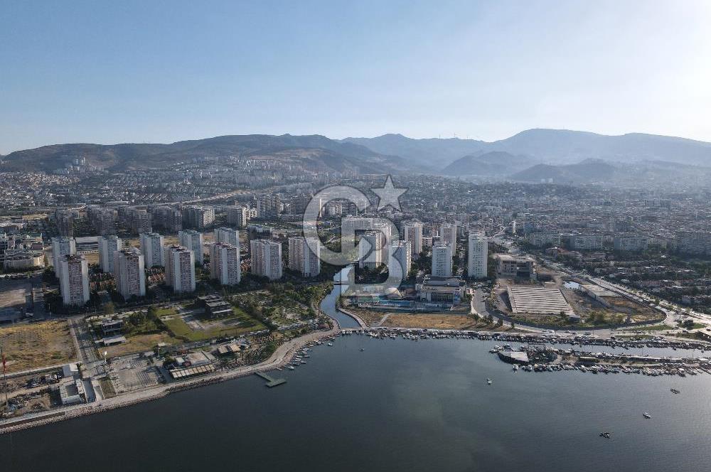 Karşıyaka Atakent Mavişehir Bölgesi Devren Kiralık Dükkan 650 Mt