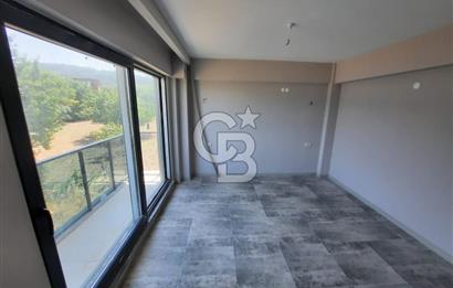 ÇANAKKALE ÇINARLI KÖYÜNDE, ÖZEL SİTEDE, 240 M2 SIFIR 4+1 VİLLA