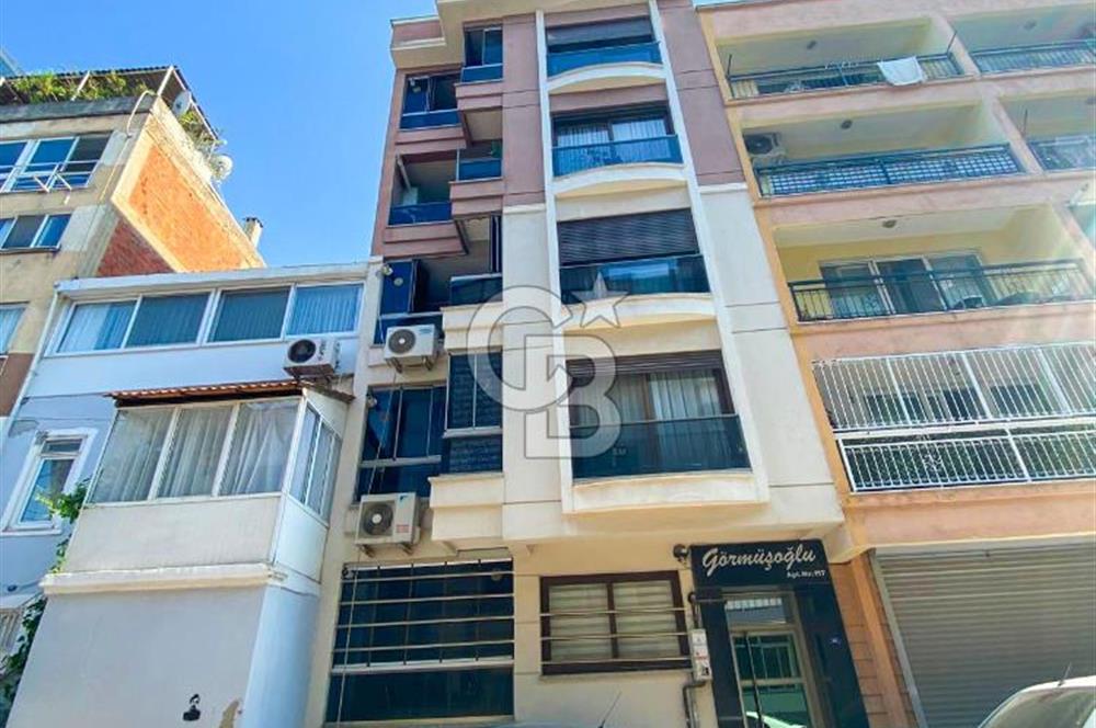 İZMİR KONAK'TA MERKEZİ LOKASYONDA 3+1 EBEVEYN BANYOLU GENİŞ FERAH SATILIK DAİRE