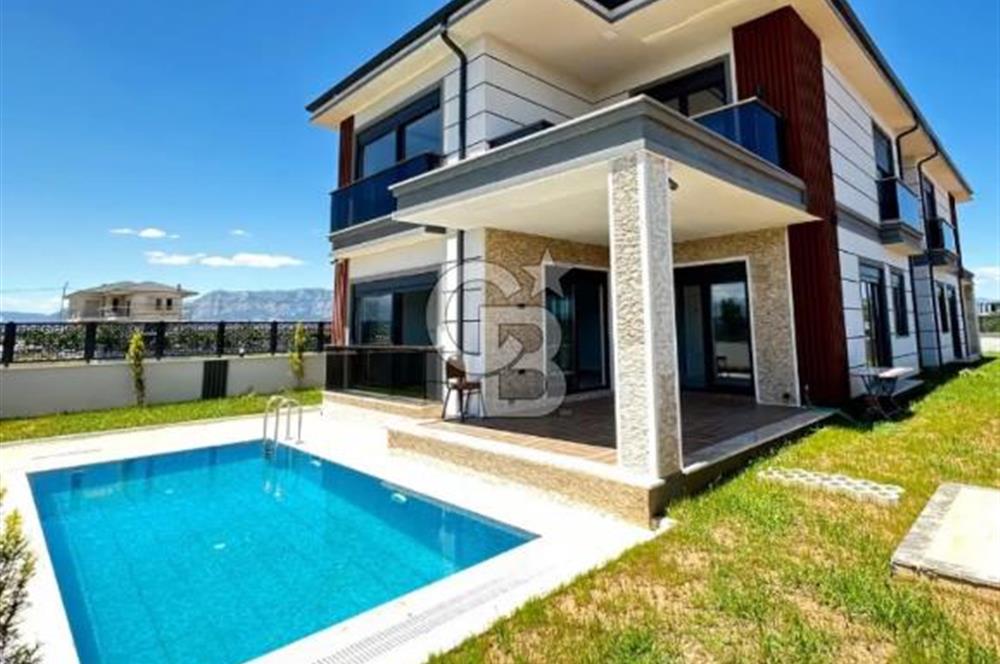 Döşemealtı Altınkale'de Satılık Villa