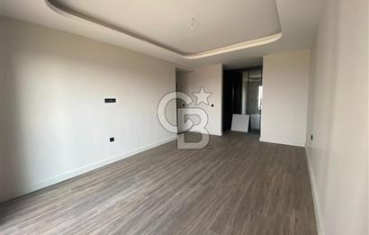 YAŞAMKENTTE BORDO MODERN DE 4+1 SATILIK DAİRE