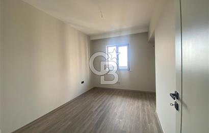 YAŞAMKENTTE BORDO MODERN DE 4+1 SATILIK DAİRE