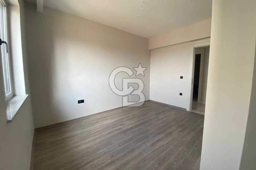 YAŞAMKENTTE BORDO MODERN DE 4+1 SATILIK DAİRE