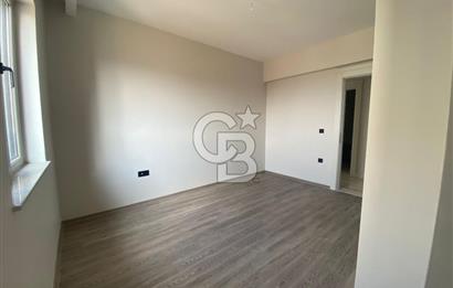 YAŞAMKENTTE BORDO MODERN DE 4+1 SATILIK DAİRE