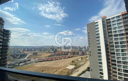 YAŞAMKENTTE BORDO MODERN DE 4+1 SATILIK DAİRE