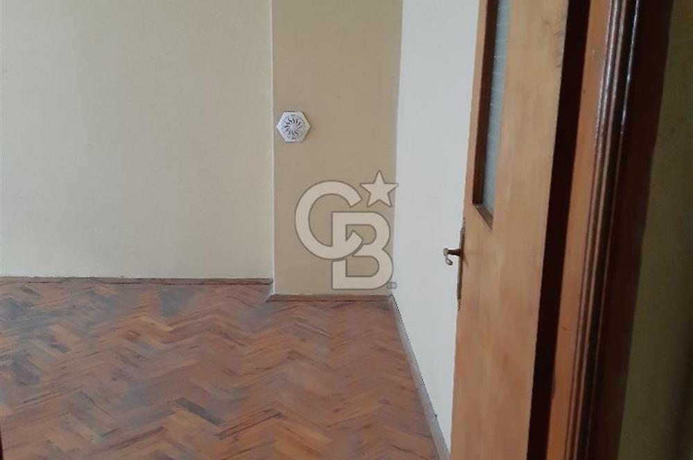 ORHANGAZİ CAMİİKEBİR MAHALLESİ ARA KAT SATILIK 2+1 DAİRE