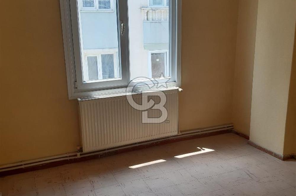 ORHANGAZİ CAMİİKEBİR MAHALLESİ ARA KAT SATILIK 2+1 DAİRE