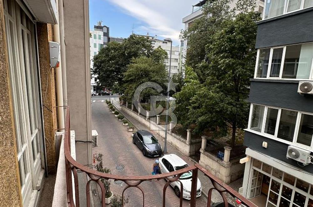 Beşiktaş Vişnezade Kiralık Eşyalı 2+1 Bakımlı Ara kat Daire