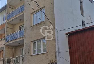 BUCA FIRAT MAHALLESİNDE SATILIK 3+1 DAİRE