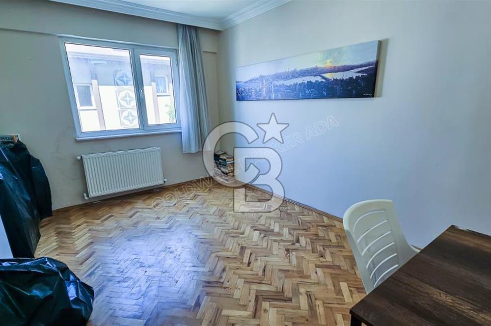 Kuşadası Merkezde 3+1 Kiralık Doğalgazlı Daire