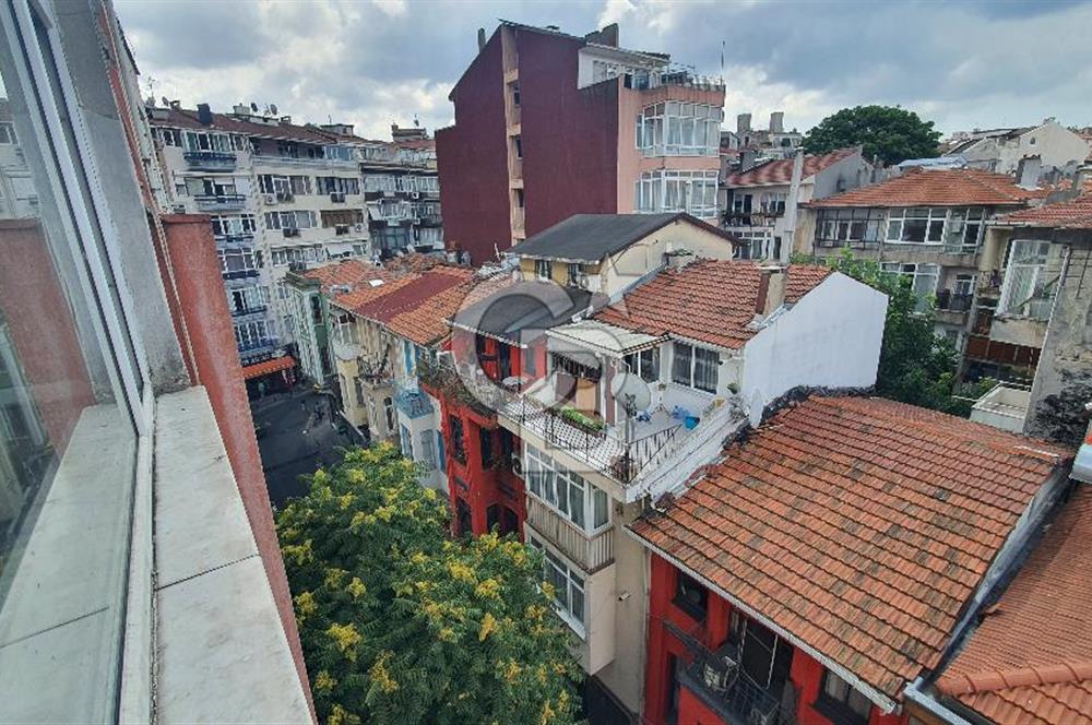 MODANIN İŞLEK SOKAĞINDA SATILIK 2+1 DAİRE