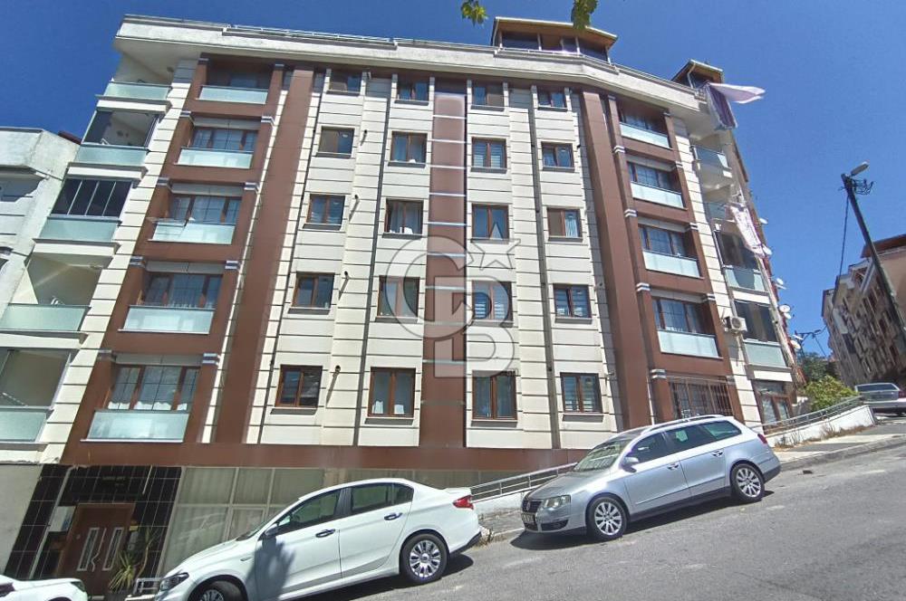 MALTEPE ZÜMRÜTEVLER MERKEZ KONUMDA GENİŞ HOLLÜ 2+1 SATILIK DAİRE